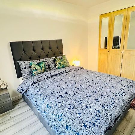 Superb 2 Bedroom Apartment With Free Parking エディンバラ エクステリア 写真