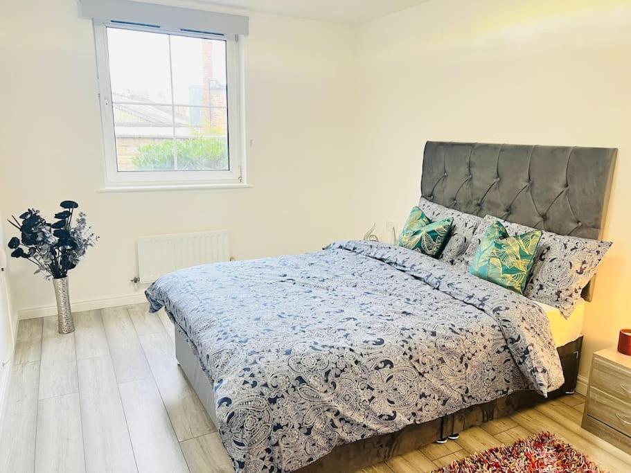 Superb 2 Bedroom Apartment With Free Parking エディンバラ エクステリア 写真
